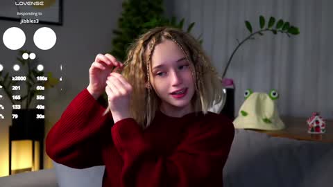 Snapshot of taitehambelton chatting on January 2025 11:34:02 PM Mia online show from January 2025 11:34:02 PM