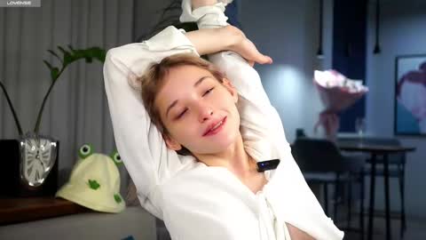 Snapshot of taitehambelton chatting on February 2025 01:50:02 AM Mia online show from February 2025 01:50:02 AM