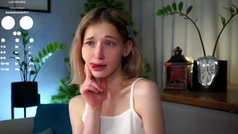 Snapshot of taitehambelton chatting on February 2025 12:58:01 AM Mia online show from February 2025 12:58:01 AM