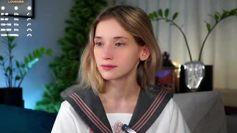 Snapshot of taitehambelton chatting on February 2025 01:21:02 AM Mia online show from February 2025 01:21:02 AM