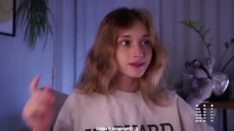 Snapshot of taitehambelton chatting on September 2025 01:39:01 AM Mia online show from September 2025 01:39:01 AM