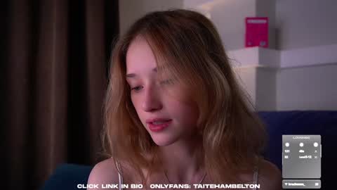 Snapshot of taitehambelton chatting on September 2025 01:53:01 AM Mia online show from September 2025 01:53:01 AM