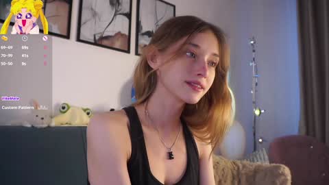 Snapshot of taitehambelton chatting on March 2026 02:08:02 AM Mia online show from March 2026 02:08:02 AM
