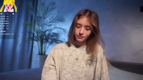 Snapshot of taitehambelton chatting on April 2026 01:28:02 AM Mia online show from April 2026 01:28:02 AM