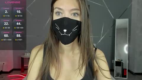 Sasha online show from September 2025 01:29:02 AM