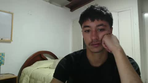 talhi_ online show from December 2024 07:38:02 PM