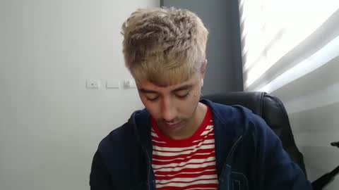 talhi_ online show from January 2025 04:59:02 PM