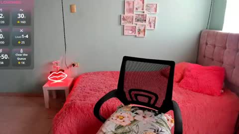 Talia  mia online show from May 2026 01:29:01 PM