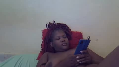 Snapshot of taliah254 chatting on February 2025 01:52:02 PM taliah254 online show from February 2025 01:52:02 PM