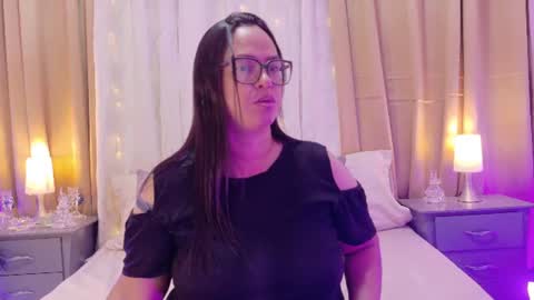 Snapshot of talianavega chatting on July 2026 05:37:02 PM tali online show from July 2026 05:37:02 PM
