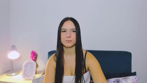 Snapshot of taliasensitive chatting on November 2025 05:57:01 PM taliasensitive online show from November 2025 05:57:01 PM