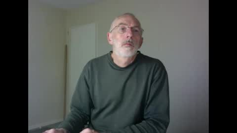 Jack Pierrot online show from November 2025 08:32:01 PM