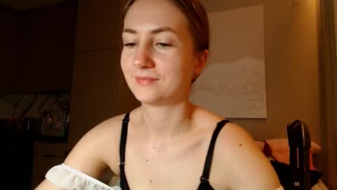  Kira  online show from January 2025 12:14:01 PM