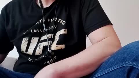 Aligator online show from March 2025 07:08:02 AM