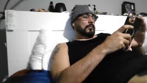 talllatino310 online show from December 2025 04:40:02 AM