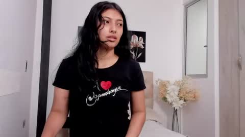 Hi im sara online show from July 2026 01:09:02 PM