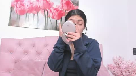 Hi im sara online show from August 2026 12:52:01 PM