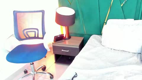 Tamara  online show from March 2025 07:49:02 PM