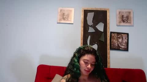 Snapshot of tamara_reyna chatting on April 2026 08:11:02 PM Tammy Modelo independiente YEAH online show from April 2026 08:11:02 PM