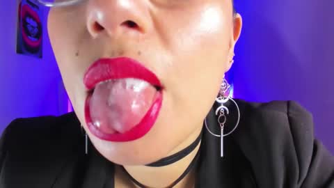 tamara online show from October 2025 05:19:02 AM