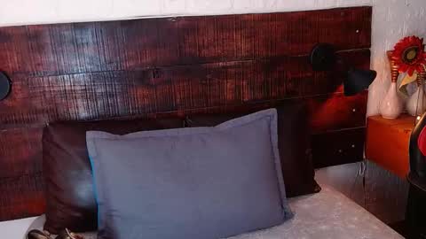    online show from December 2024 06:02:01 PM