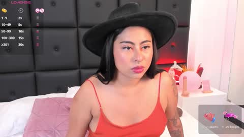 Snapshot of tamaraleen chatting on November 2025 06:52:02 PM Tamara online show from November 2025 06:52:02 PM