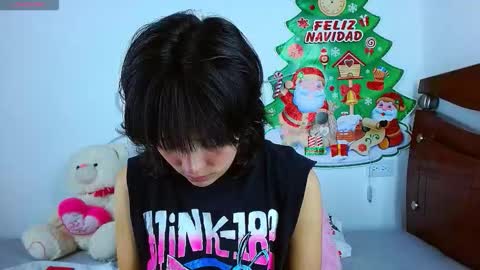 Snapshot of tamararoar chatting on December 2025 07:19:02 PM Tamara online show from December 2025 07:19:02 PM