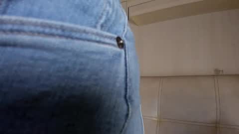 Tami online show from April 2026 08:02:01 PM