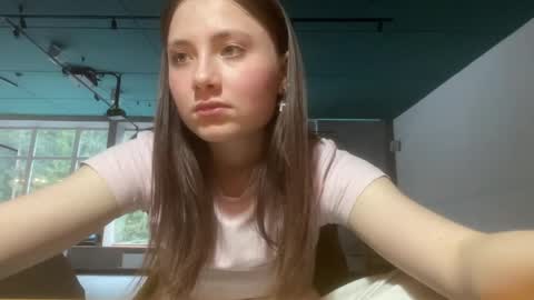 Snapshot of tammerahofler chatting on April 2026 02:00:02 PM Trisha online show from April 2026 02:00:02 PM