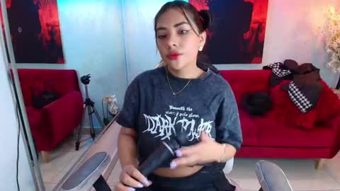 Tammy online show from November 2025 07:54:01 PM