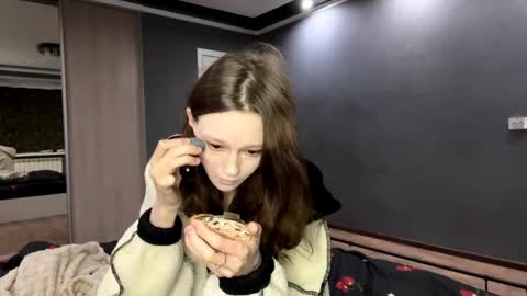 Adriana online show from April 2026 08:03:02 PM