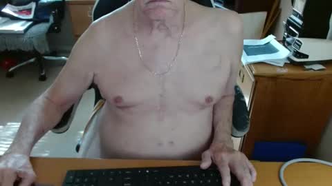 tampaman345 online show from May 2026 01:49:02 PM