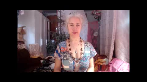 Milena online show from October 2025 05:30:01 AM