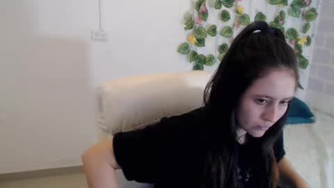 Tania  online show from January 2026 04:32:01 PM