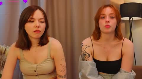 Snapshot of tanishamunshi chatting on December 2025 04:06:01 AM Angela and Victoria online show from December 2025 04:06:01 AM