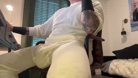 Snapshot of tankguyusa chatting on December 2024 07:11:02 PM Tank Guy online show from December 2024 07:11:02 PM