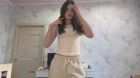 Vanessa online show from March 2026 10:32:02 AM