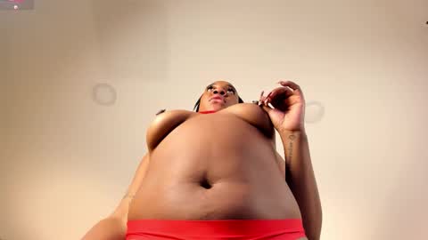 Snapshot of tanyacastello chatting on February 2026 09:17:01 AM online show from February 2026 09:17:01 AM