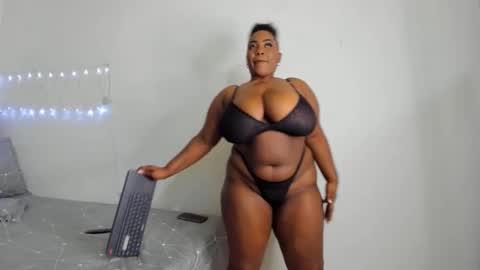 Snapshot of tanysha_030 chatting on November 2025 01:10:01 PM Tanysha 030 online show from November 2025 01:10:01 PM