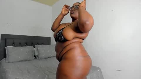 Snapshot of tanysha_030 chatting on December 2025 04:28:02 AM Tanysha 030 online show from December 2025 04:28:02 AM