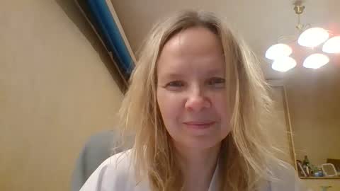 tanystar online show from November 2025 01:45:02 PM