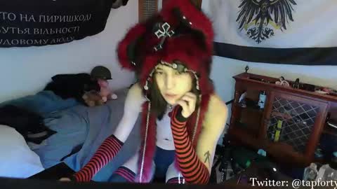 Snapshot of tap_forty chatting on January 2026 12:56:01 AM tap_forty online show from January 2026 12:56:01 AM