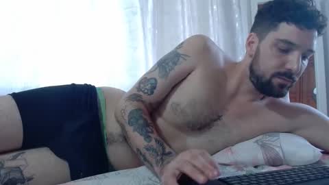 Snapshot of tap_hand2 chatting on January 2025 03:34:01 PM jimmy online show from January 2025 03:34:01 PM