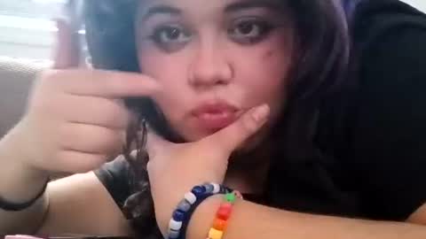 Tara Esa online show from July 2026 06:54:01 PM