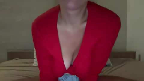 tracypussy online show from May 2026 02:39:01 AM