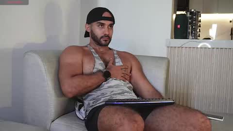 Tarek online show from October 2025 12:14:02 PM