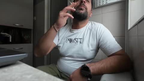 tarkan198 online show from February 2025 11:33:01 AM