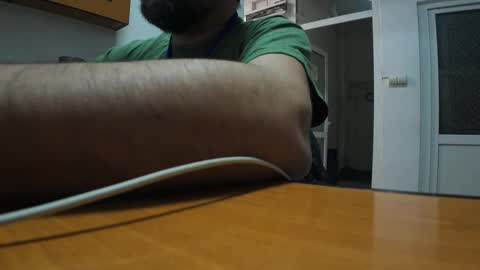 tarkan198 online show from February 2025 04:26:02 PM