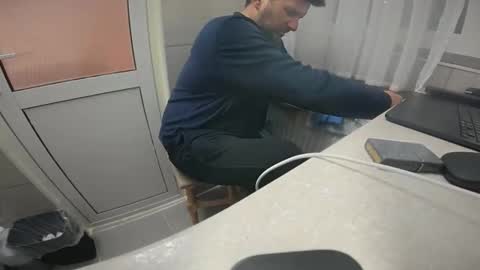 tarkan198 online show from March 2026 06:57:01 PM