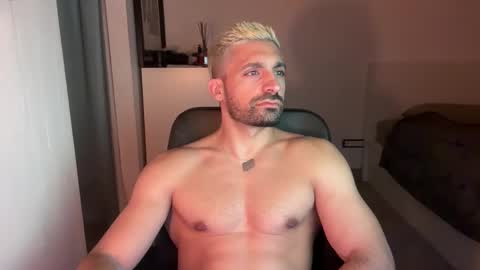 tarquit8 online show from September 2025 09:37:01 PM